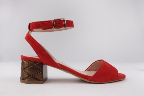 KIKA sandals red suede detail heel metallic