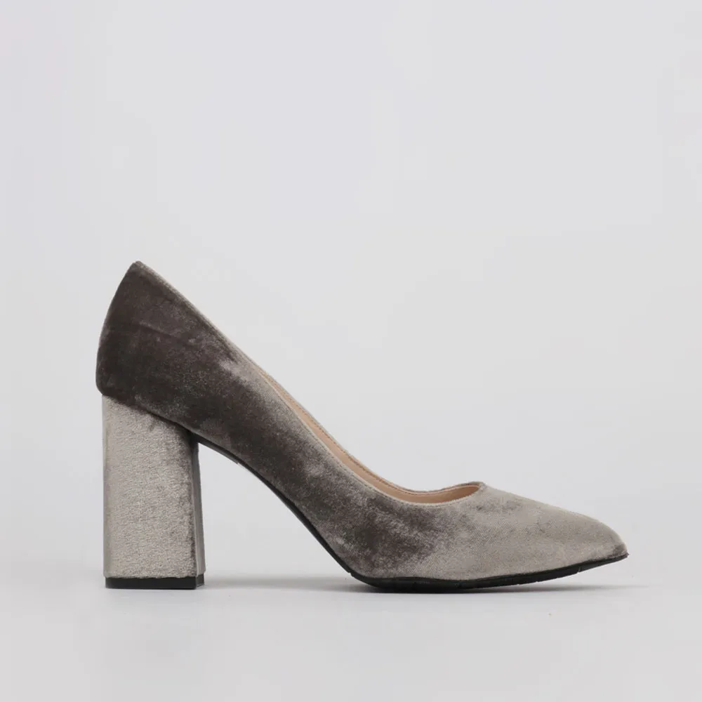 Gray velvet shoe – Comfortable stilettos - Velvet high heel pumps