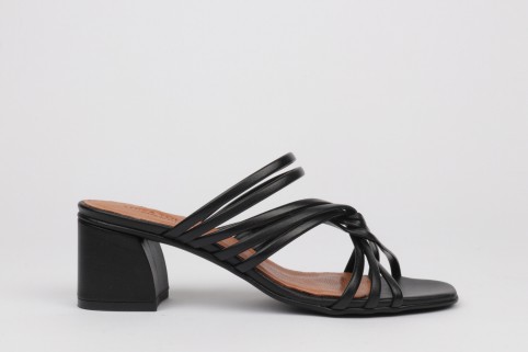 Black heel sandals strips detail VENUS