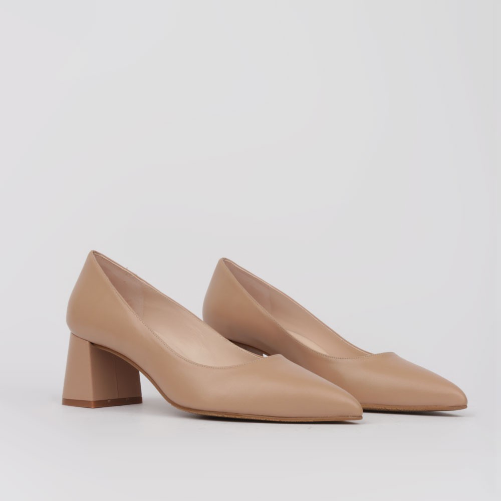 Comfortable low heel shoes beige EVA - Luisa Toledo Stilettos