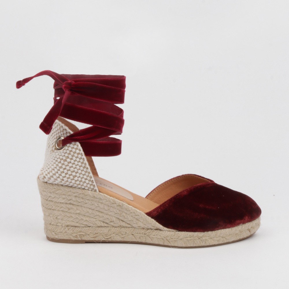 Women's espadrilles in burgundy color - Comfortable wedges